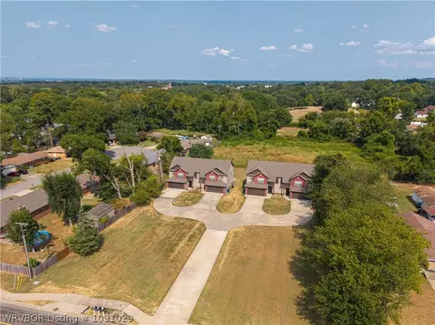 View/Area - 444 N 446 N Albert Pike Ave, Fort Smith, AR 72903 photo 6 of 9