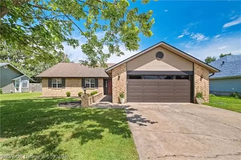 300 Stein, Centerton, AR 72719