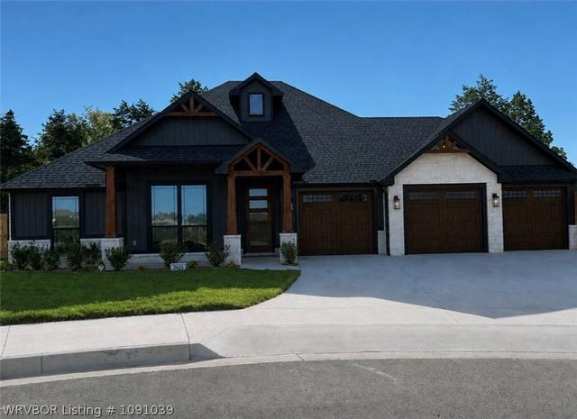 2824 Betty Jo Pl, Van Buren, AR 72956