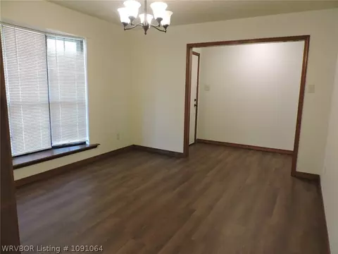 Living - 8617 Meadow Dr, Fort Smith, AR 72908 photo 4 of 8