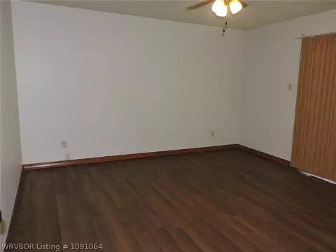 Living - 8617 Meadow Dr, Fort Smith, AR 72908 photo 8 of 8