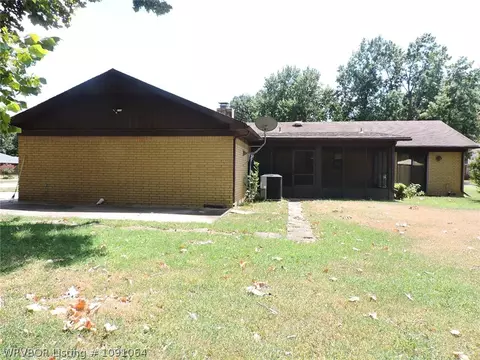 Exterior - 8617 Meadow Dr, Fort Smith, AR 72908 photo 15 of 15