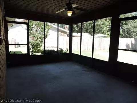 Exterior - 8617 Meadow Dr, Fort Smith, AR 72908 photo 2 of 15