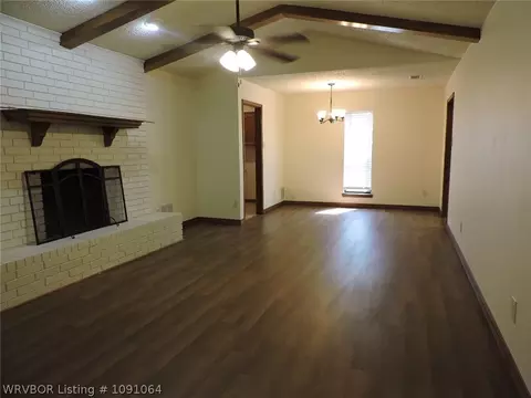 Living - 8617 Meadow Dr, Fort Smith, AR 72908 photo 3 of 8