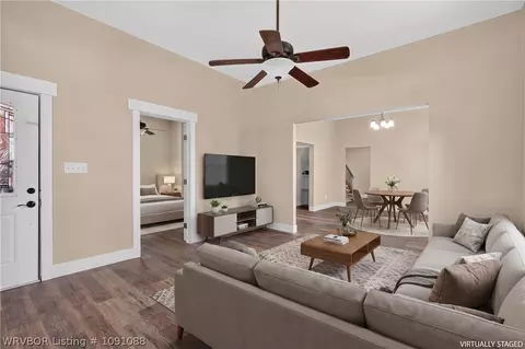 Living - 411 N 21st St, Fort Smith, AR 72901 photo 1 of 4