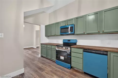 Kitchen - 411 N 21st St, Fort Smith, AR 72901 photo 1 of 3