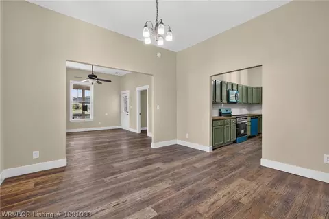 Living - 411 N 21st St, Fort Smith, AR 72901 photo 3 of 3