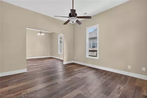 Living - 411 N 21st St, Fort Smith, AR 72901 photo 2 of 3