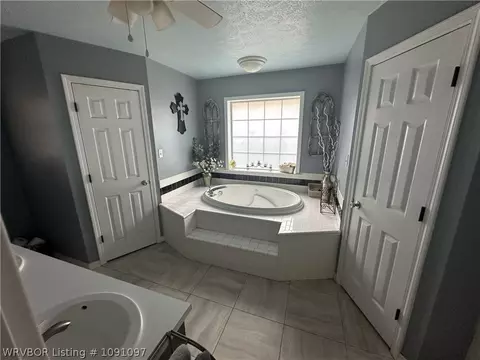 Bath - 719 Norma Ln, Ozark, AR 72949 photo 2 of 8