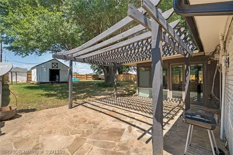 Exterior - 203 Amherst Cir, Fort Smith, AR 72908 photo 6 of 12
