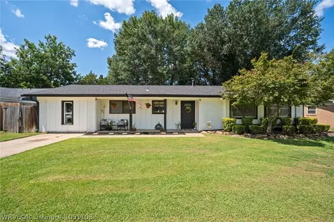 Exterior - 203 Amherst Cir, Fort Smith, AR 72908 photo 12 of 12