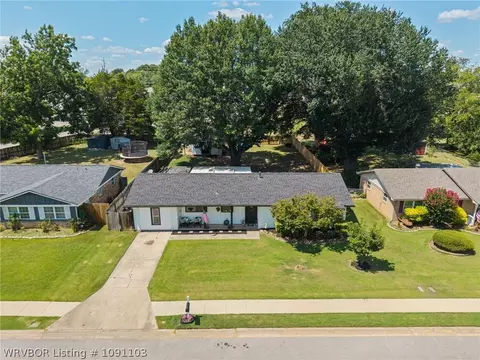 View/Area - 203 Amherst Cir, Fort Smith, AR 72908 photo 1 of 6