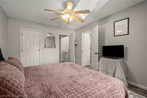 Bedroom - 203 Amherst Cir, Fort Smith, AR 72908 photo 2 of 5