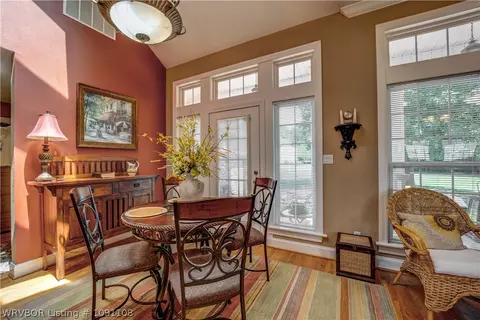 Dining - 320 Fine Pl, Alma, AR 72921 photo 2 of 5