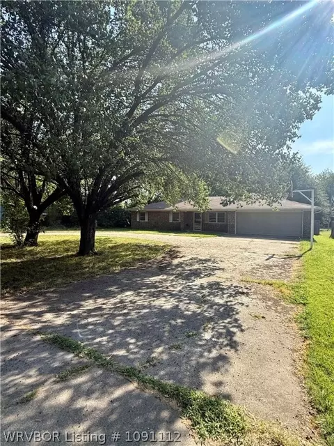 300 Carson Rd, Roland, OK 74954