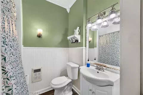 Bath - 515 N 20th St, Fort Smith, AR 72901 photo 1 of 1