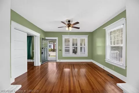 Living - 515 N 20th St, Fort Smith, AR 72901 photo 1 of 6