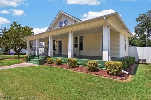 Exterior - 515 N 20th St, Fort Smith, AR 72901 photo 4 of 9