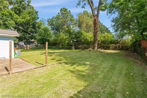 Exterior - 4416 Royal Oak Dr, Fort Smith, AR 72904 photo 7 of 7