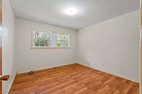 Bedroom - 4416 Royal Oak Dr, Fort Smith, AR 72904 photo 6 of 6