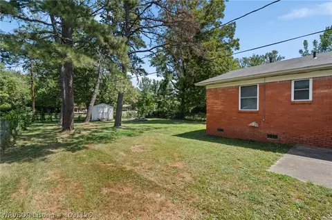 Exterior - 706 N 46th St, Fort Smith, AR 72903 photo 5 of 7