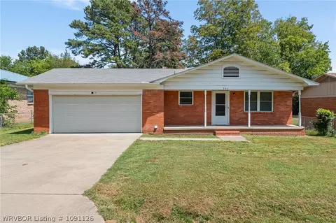 706 N 46th St, Fort Smith, AR 72903