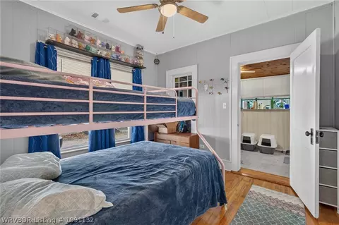 Bedroom - 1913 Dodson Ave, Fort Smith, AR 72901 photo 2 of 2