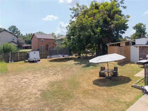 Exterior - 2912 Irving St, Fort Smith, AR 72904 photo 6 of 12