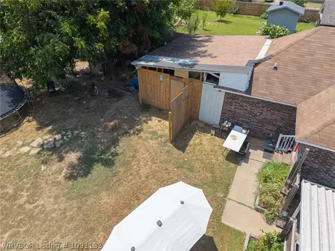 Exterior - 2912 Irving St, Fort Smith, AR 72904 photo 10 of 12