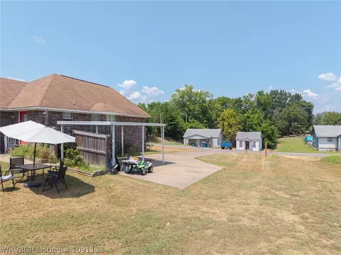 Exterior - 2912 Irving St, Fort Smith, AR 72904 photo 9 of 12