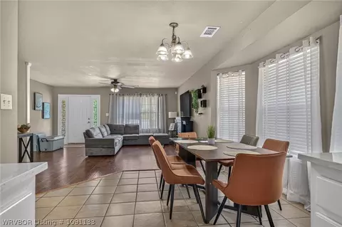 Dining - 2912 Irving St, Fort Smith, AR 72904 photo 2 of 2