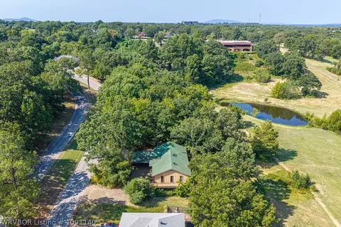View/Area - 9324 Jenny Lind Ave, Fort Smith, AR 72903 photo 8 of 10