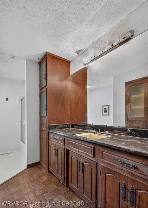 Bath - 9324 Jenny Lind Ave, Fort Smith, AR 72903 photo 1 of 4