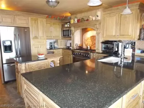 Kitchen - 2624 Glen Flora Way, Fort Smith, AR 72908 photo 2 of 6