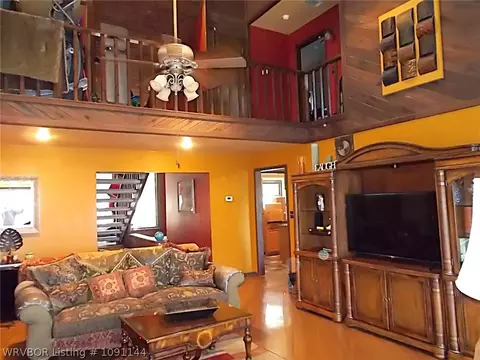 Living - 2624 Glen Flora Way, Fort Smith, AR 72908 photo 4 of 8