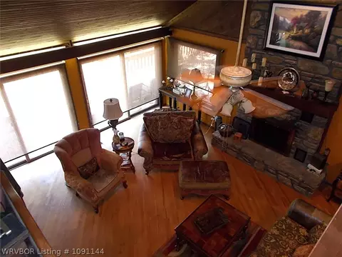 Living - 2624 Glen Flora Way, Fort Smith, AR 72908 photo 6 of 8