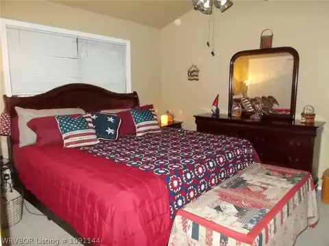 Bedroom - 2624 Glen Flora Way, Fort Smith, AR 72908 photo 2 of 3