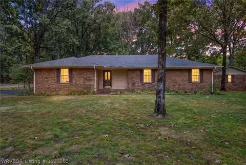 Exterior - 1311 Weeks Ln, Fort Smith, AR 72903 photo 3 of 10