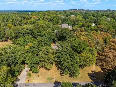 View/Area - 1311 Weeks Ln, Fort Smith, AR 72903 photo 2 of 7