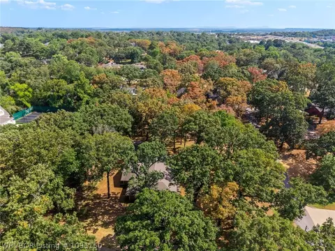 View/Area - 1311 Weeks Ln, Fort Smith, AR 72903 photo 6 of 7