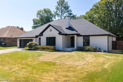 Exterior - 6700 Eastgate Dr, Fort Smith, AR 72903 photo 3 of 12