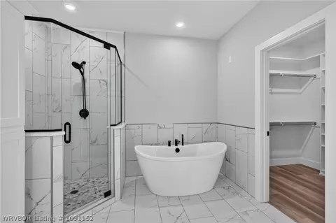 Bath - 6700 Eastgate Dr, Fort Smith, AR 72903 photo 4 of 5