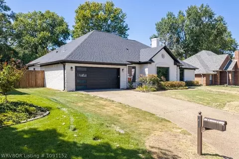Exterior - 6700 Eastgate Dr, Fort Smith, AR 72903 photo 4 of 12