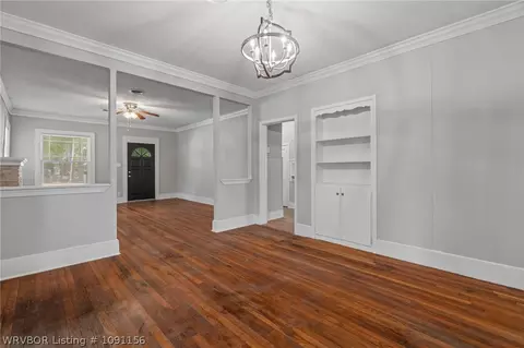Living - 4800 Park Ave, Fort Smith, AR 72903 photo 1 of 4