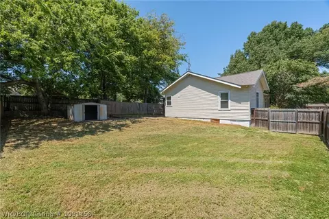 Exterior - 4800 Park Ave, Fort Smith, AR 72903 photo 6 of 7