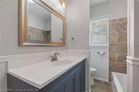 Bath - 4800 Park Ave, Fort Smith, AR 72903 photo 2 of 2