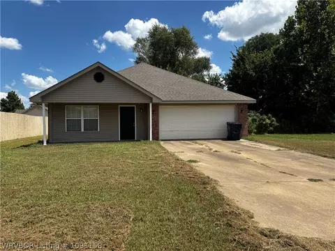 1519 Cherokee, Muldrow, OK 74948