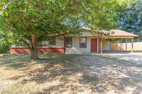 2908 Madeline Dr, Van Buren, AR 72956