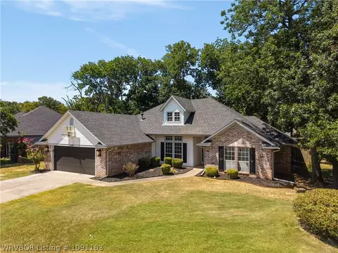 Exterior - 3209 Fincastle Dr, Fort Smith, AR 72908 photo 3 of 3