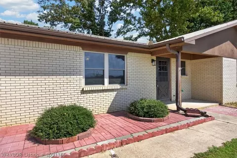 Exterior - 14630 Edwards Loop, Cameron, OK 74932 photo 4 of 12